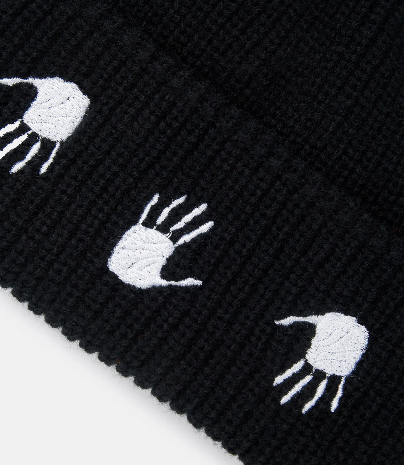 10 Deep Many Hands Beanie Black/Ivory