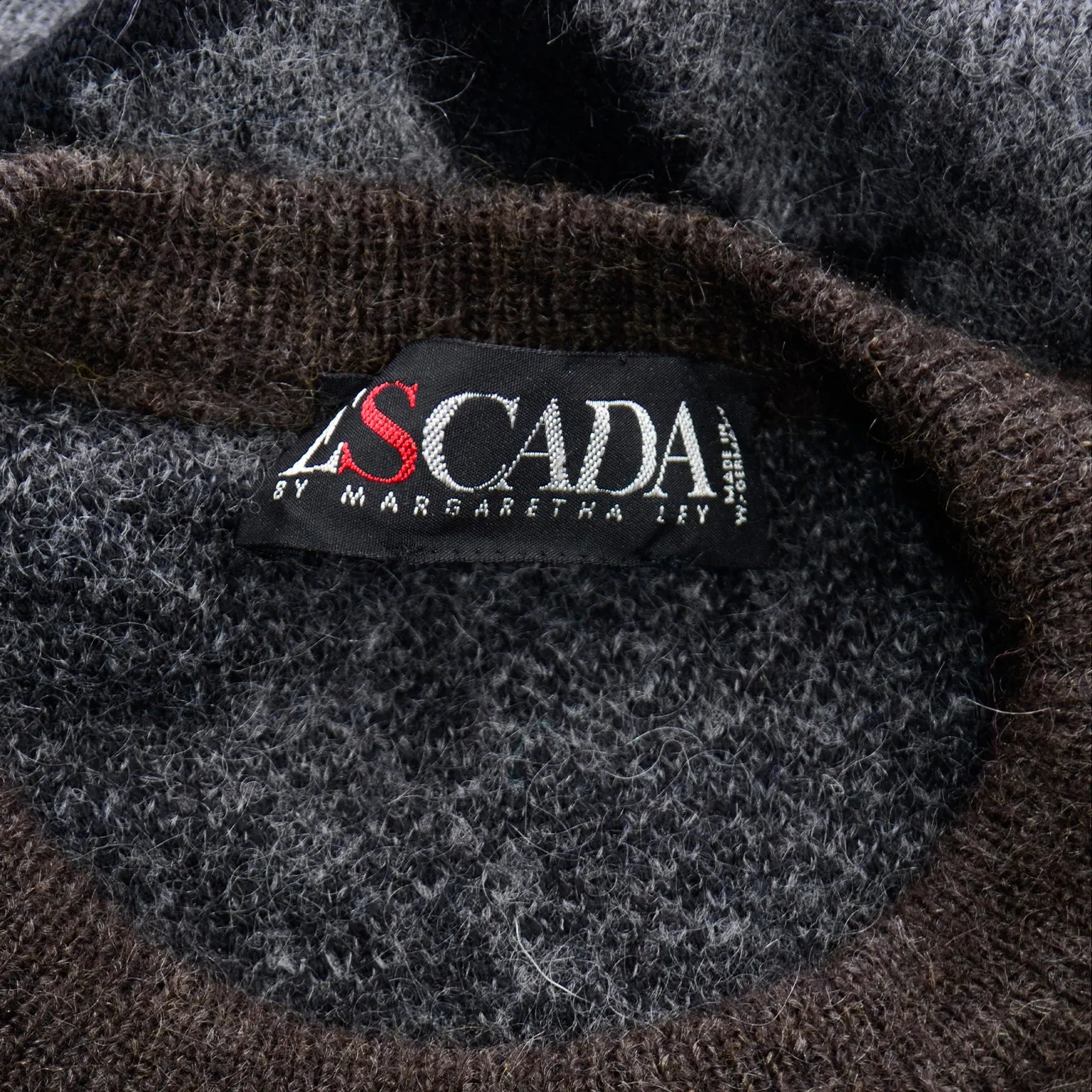 Escada Margaretha Ley Vintage Abstract Pattern Brown Grey Black Pullover Sweater