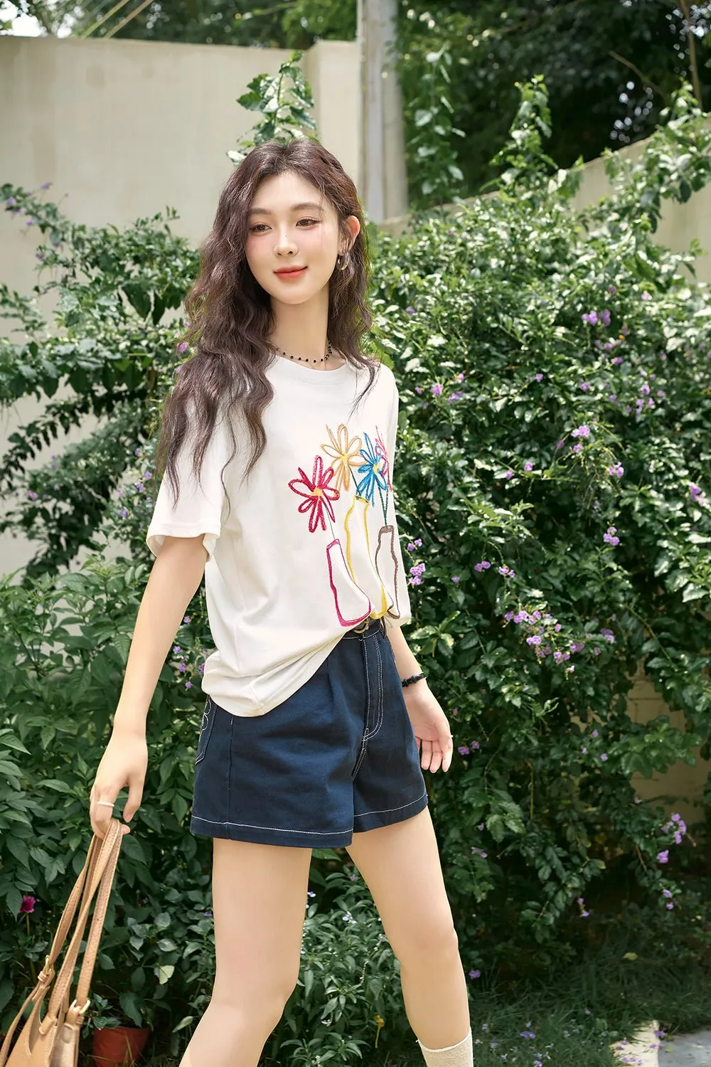 Floral Embroidery T-shirt for Women