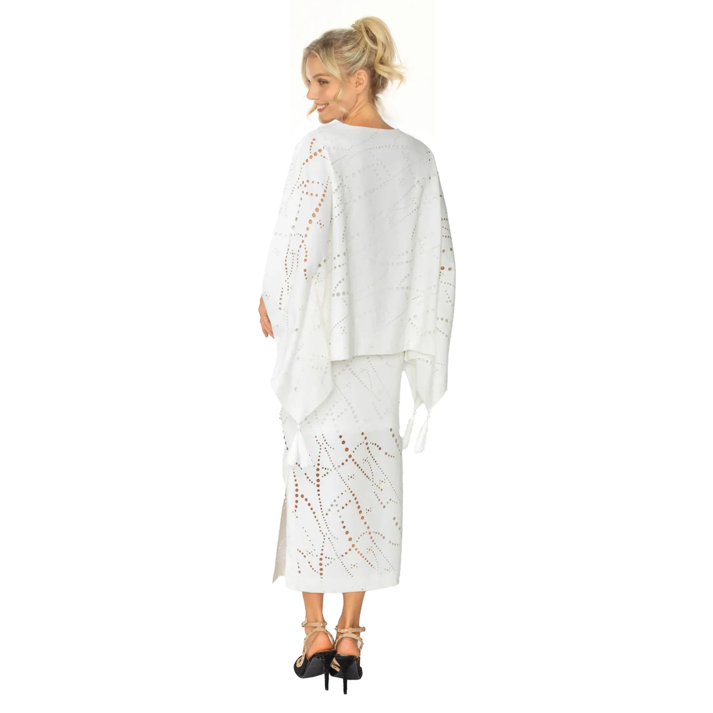 IC Collection Laser Cut Poncho Top W/ Tassels in White - 4647T-WT