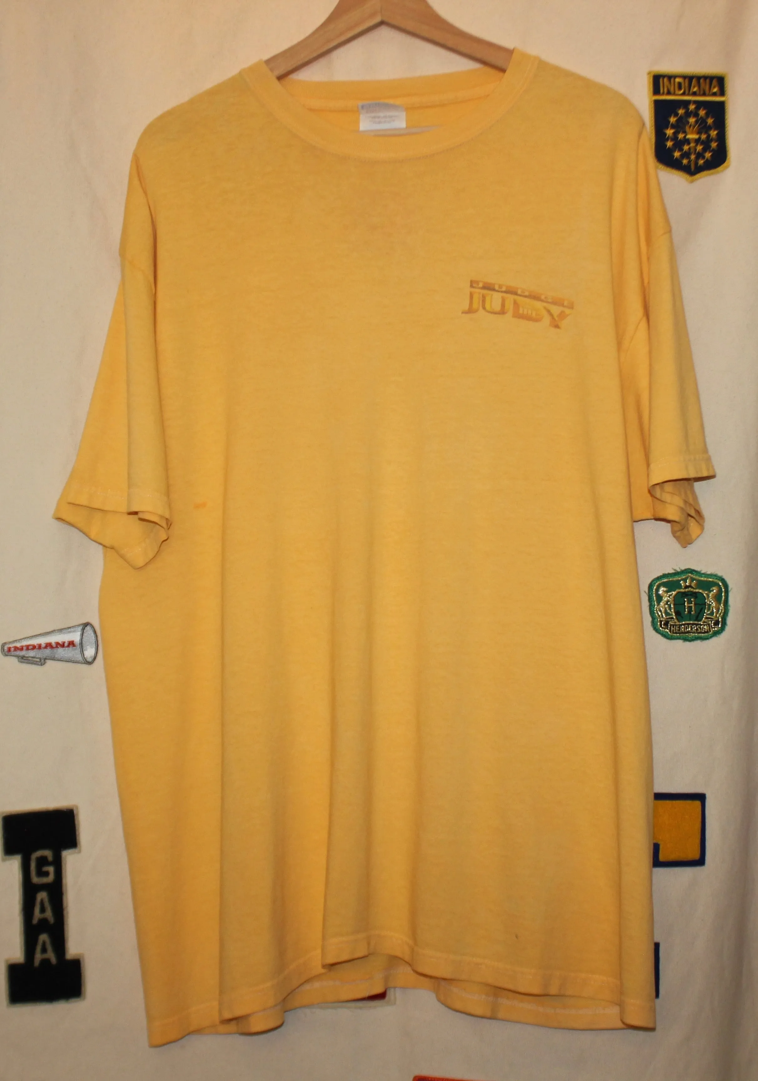 Judge Judy Cast & Crew T-Shirt: XL