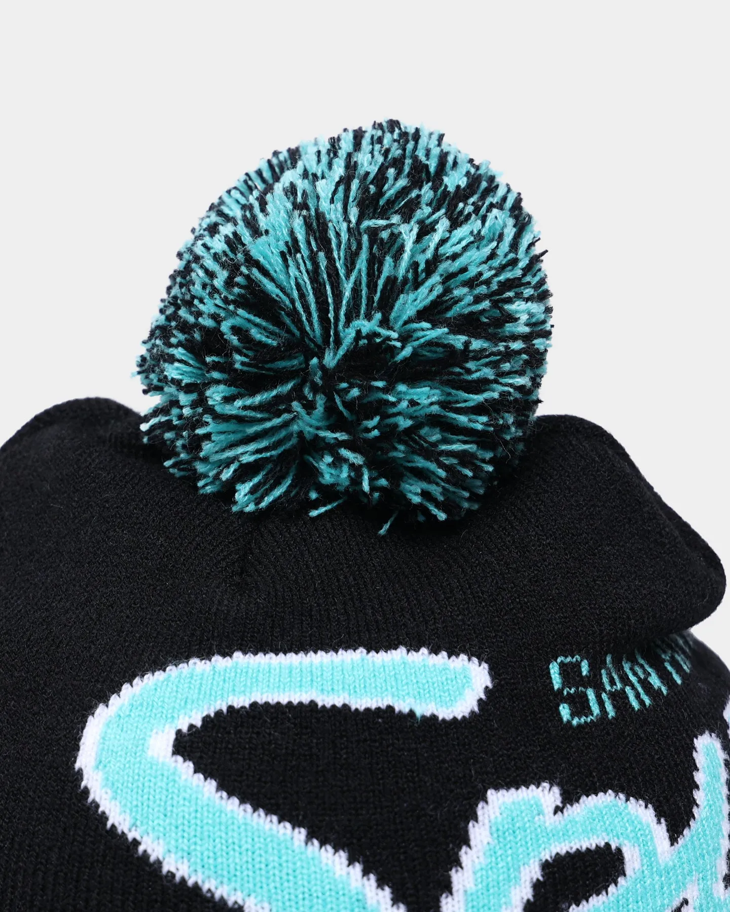 Mitchell & Ness San Antonio Spurs Script Burst Pom Beanie Black