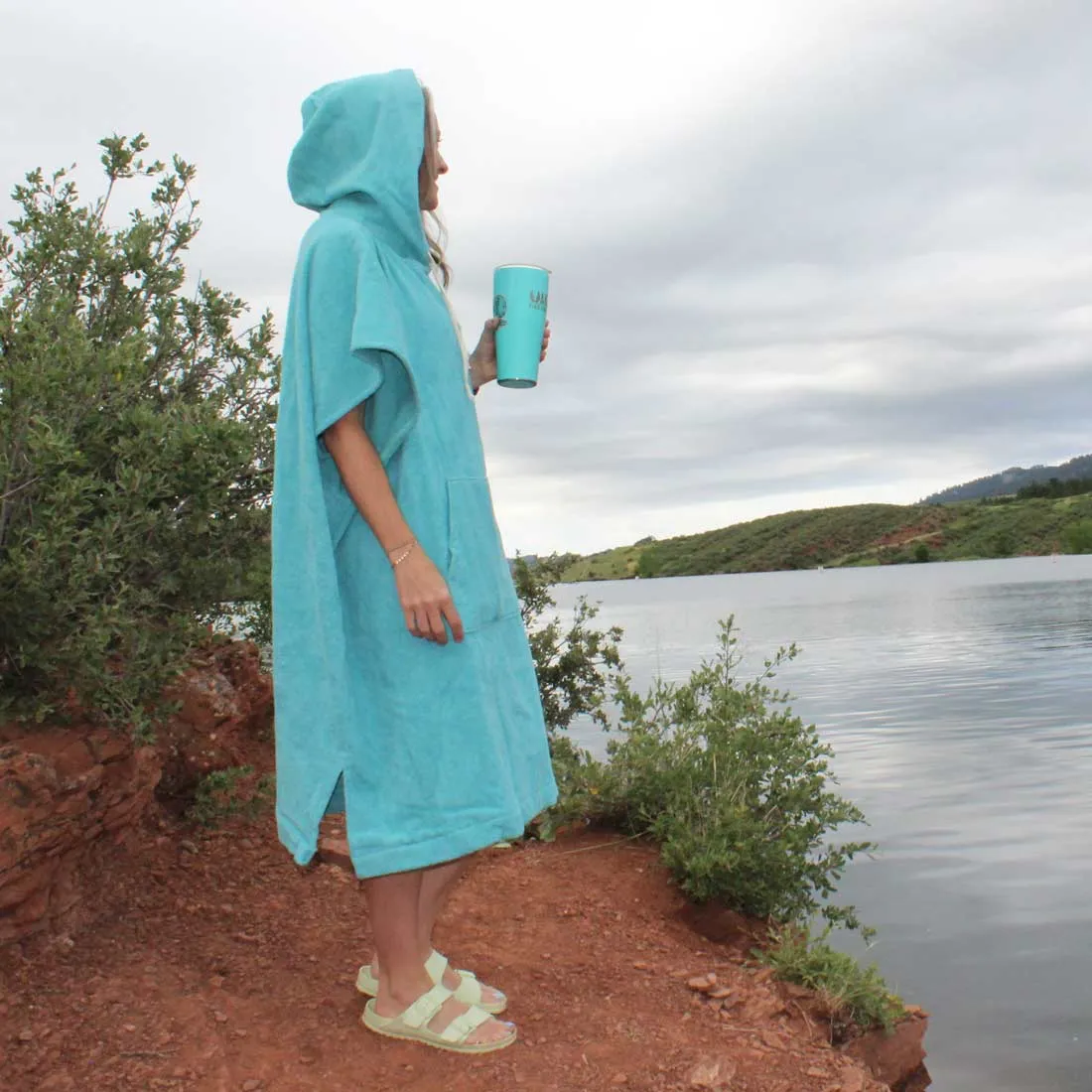 Shoreline Hooded Poncho Aqua Blue