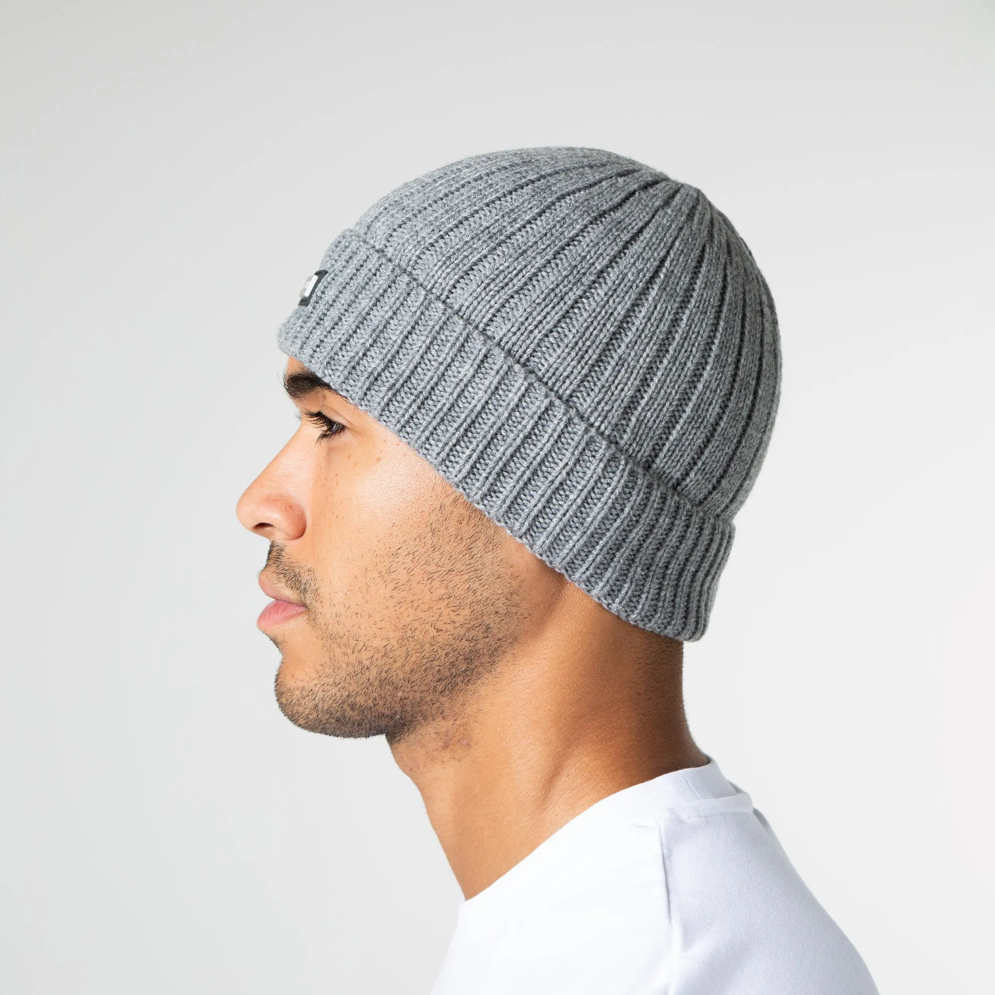 Smart Metal Badge Beanie | Grey Marl