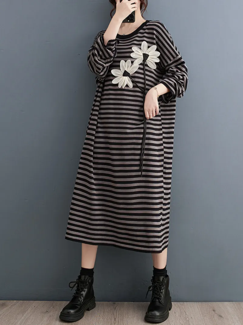 Women's Beauty Knitted Sweater Flower Midi Dress